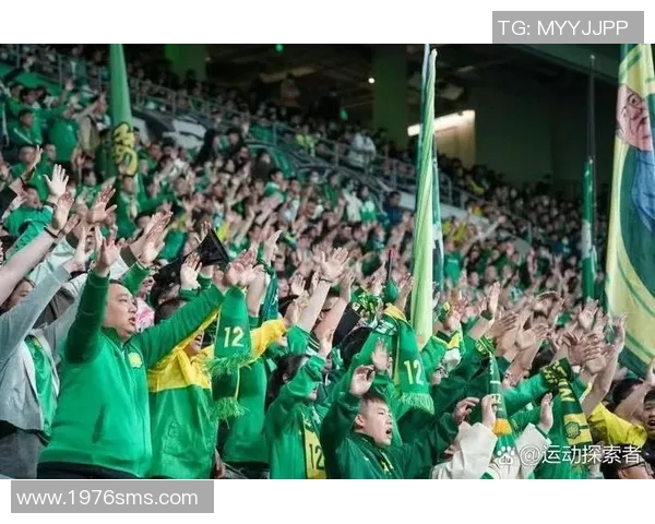 球迷热情爆棚:探索全球足球文化与球迷精神的独特魅力